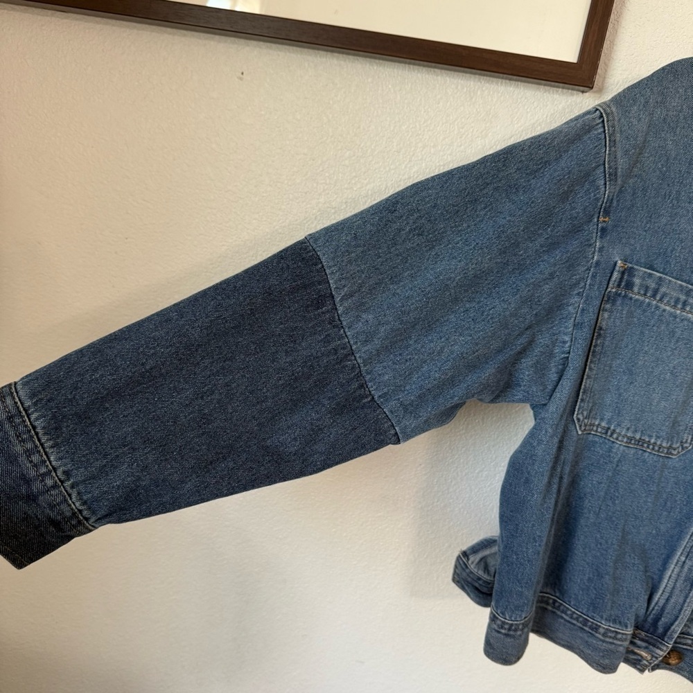 Roolee multi-toned denim Jean shacket or chore jacket Size: Large - Picture 3 of 6